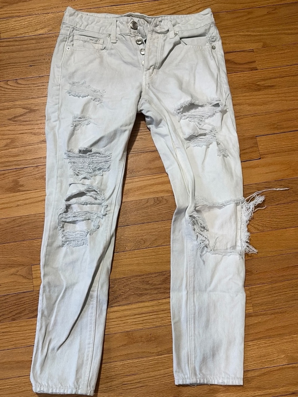 American Eagle Outfitters Women's Straight Leg Distressed White Jeans